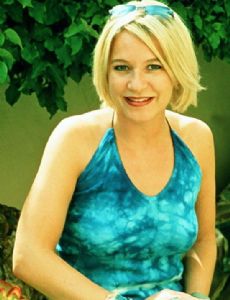 Sally Gray (television presenter)