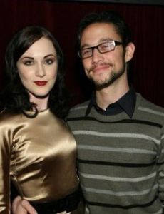 Evan Rachel Wood and Joseph Gordon-Levitt