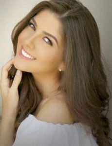 Alina Mansur