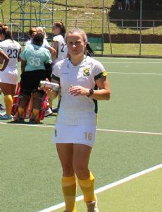 Erin Hunter (field hockey)