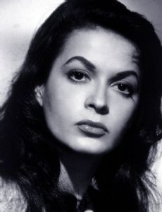 Eva Bartok