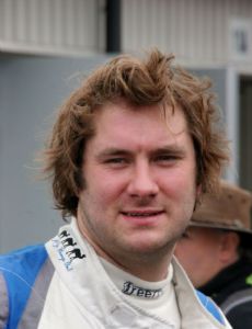 Daniel Welch (racing driver)