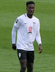Mike Owusu (footballer, born 1995)