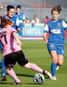 Angharad James (footballer)