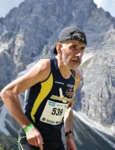 Antonio Molinari (runner)