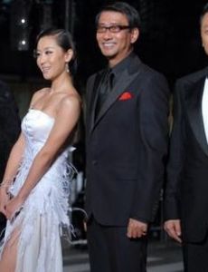 Kiichi Nakai and Mayu Yoshitani