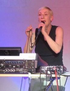 Barbara Lahr