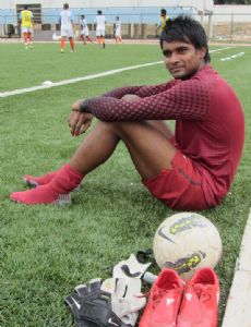 Ravi Kumar (footballer)