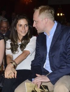 Weronika Rosati and Piotr Adamczyk