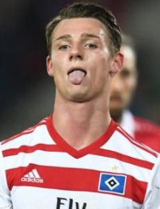 Törles Knöll