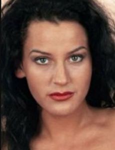 Angela Ambrus