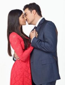 Mauricio Islas and Paola Núñez