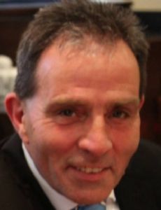 Tom Holthe