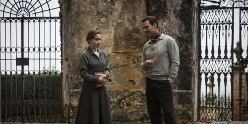 Emilia Clarke and Marton Csokas