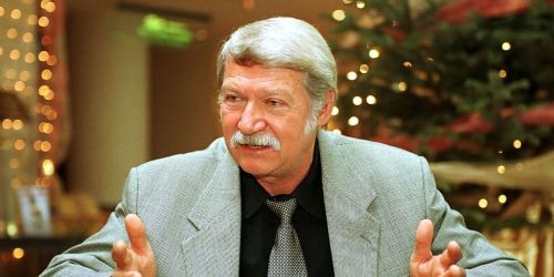 Bela Karolyi Pictures - Bela Karolyi Photo Gallery - 2021