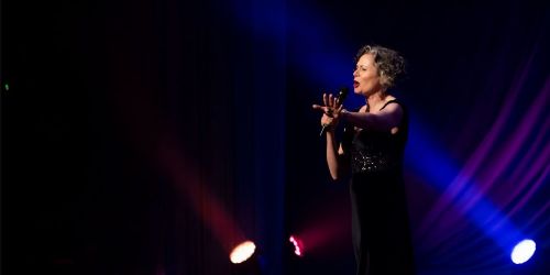 Judith Lucy