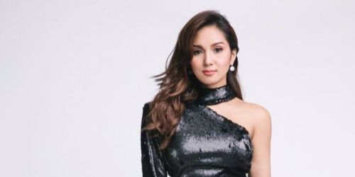 Roxanne Barcelo