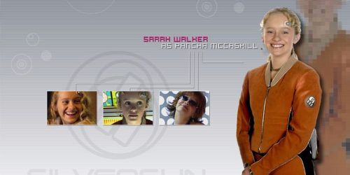 Schep informeel menigte Sarah Walker - FamousFix.com