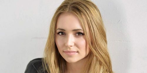 Camelia Somers
