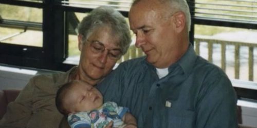 Dear Zachary: A Letter to a Son About His Father