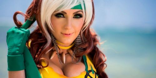 Official jessica nigri About Us