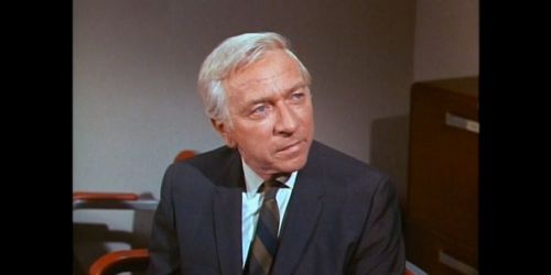 Vic Perrin