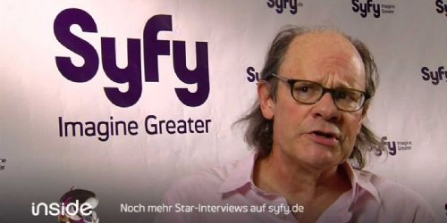 Ethan Phillips