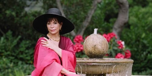 Isabel Allende (born in 1942), Chilean journalist and