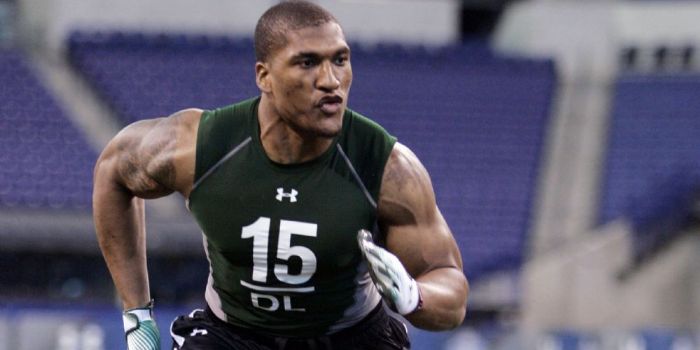 Who is Larry English dating? Larry English girlfriend, wife