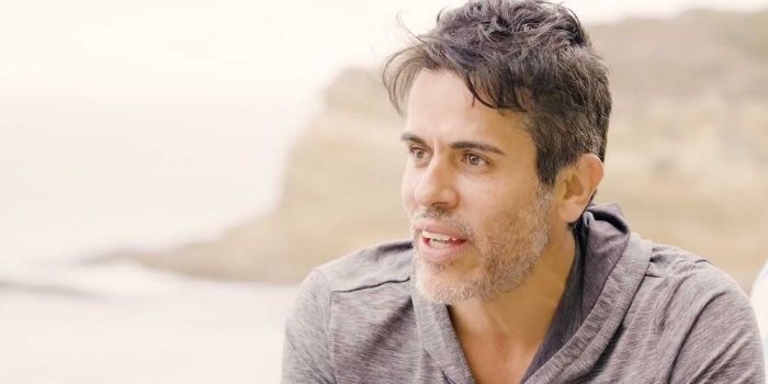 Who is Edwin Arroyave dating? Edwin Arroyave girlfriend, wife