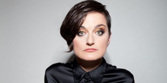 Who is Zoe Lyons dating? Zoe Lyons boyfriend, husband