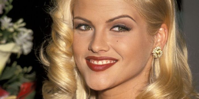 Who is Anna Nicole Smith dating? Anna Nicole Smith boyfriend, husband