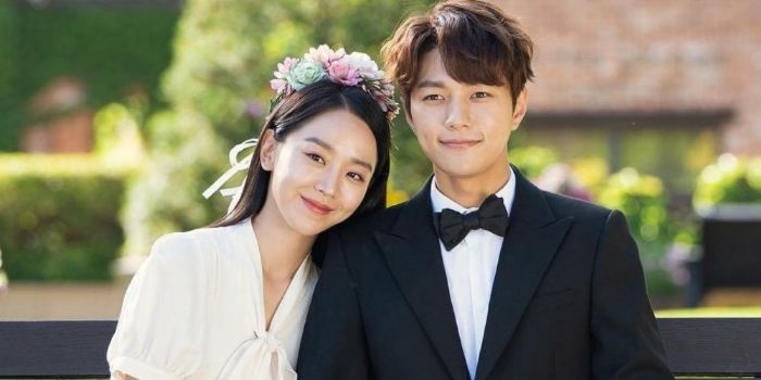 Kim Myung Soo and Shin Hye-Sun - Dating, Gossip, News, Photos