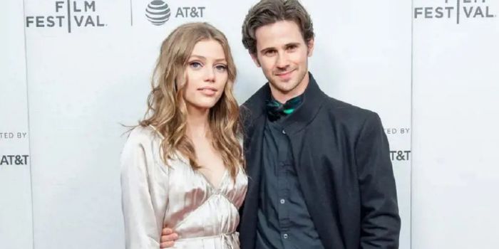 Grace Van Dien and Connor Paolo